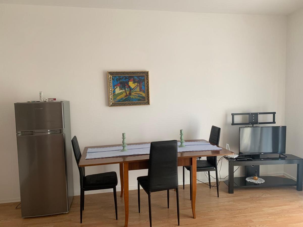 Beautiful And Lovely Apartment Tirana Buitenkant foto